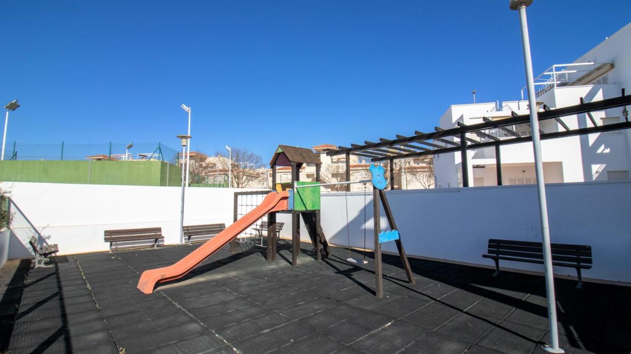 Urbanizacion Familiar Las Brisas 35 Terraza Y Piscina Albert Villas Alcoceber Exterior photo